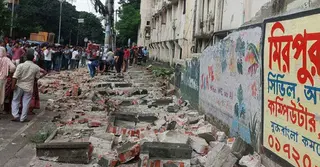 রাজধানীর মিরপুর কলেজের দেয়াল ধসে ১ জনের মৃত্যু